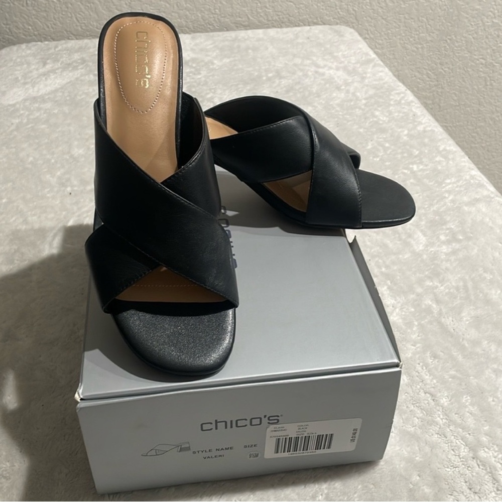 ➡️ Chico's Black Women's Sandals